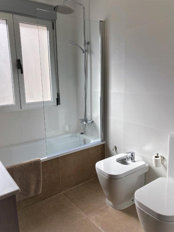 Large Apartment With Sea Views Суэка Экстерьер фото